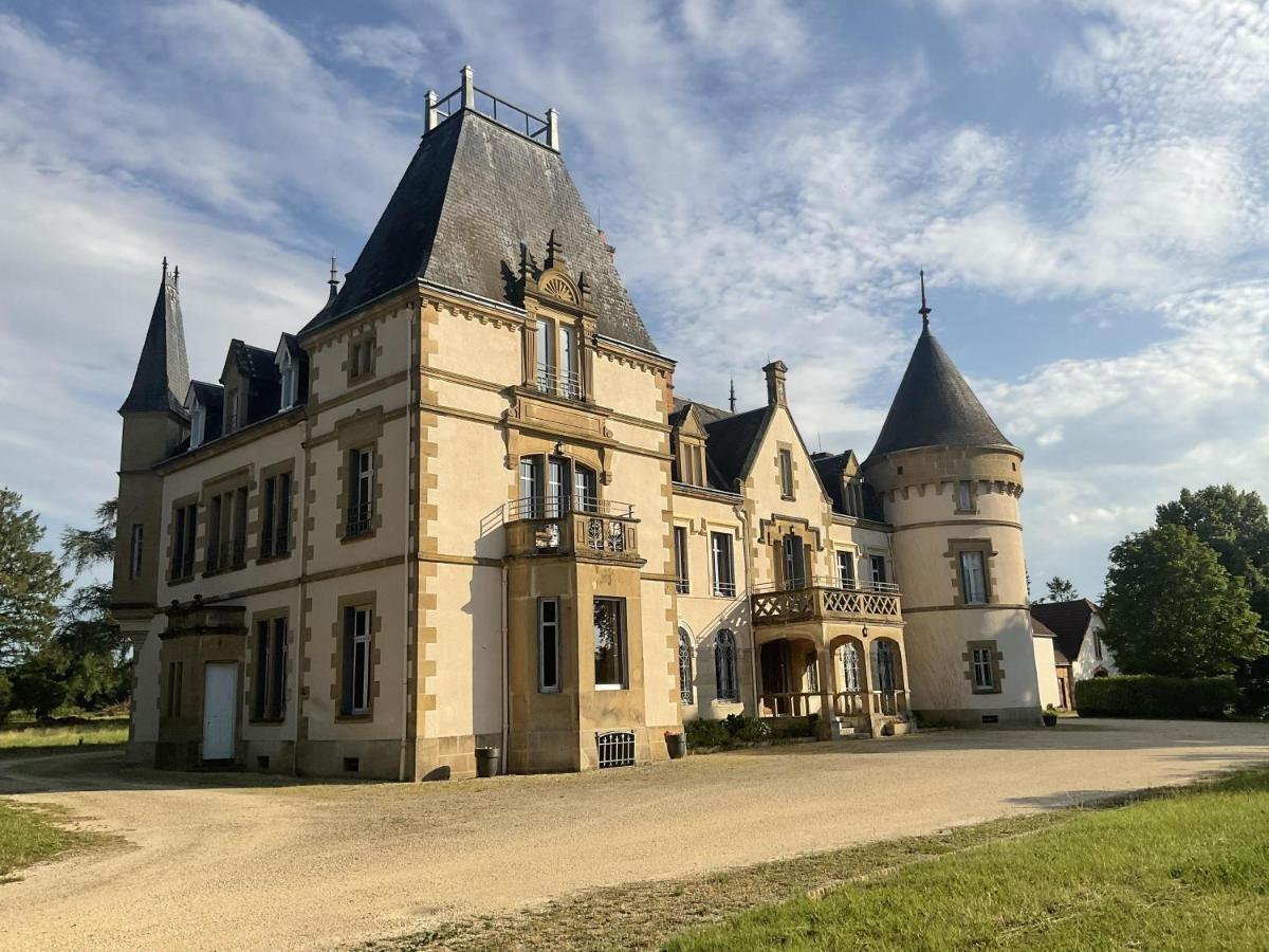 Chateau Tout Y Fault Loriges 외부 사진