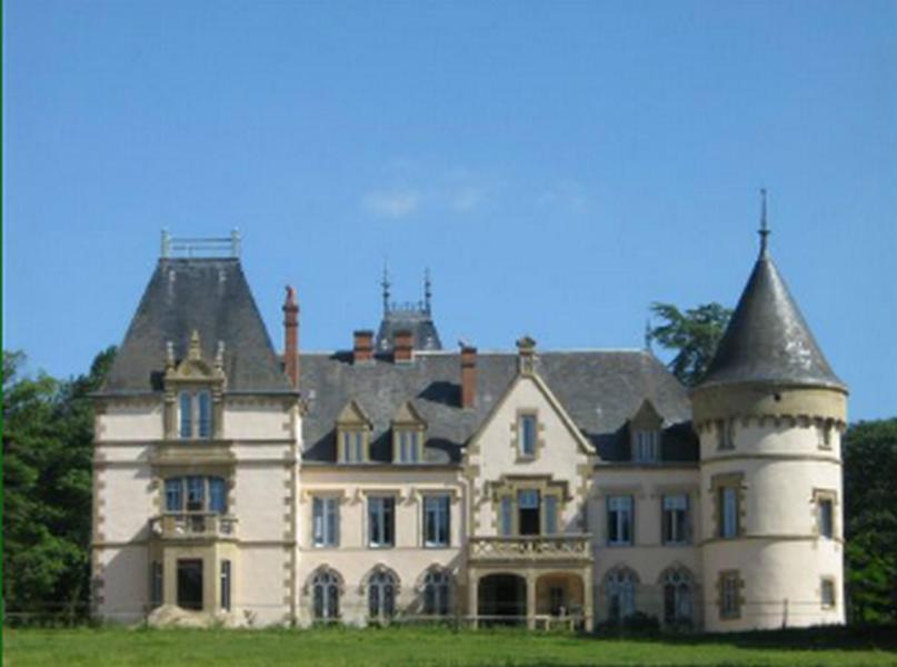 Chateau Tout Y Fault Loriges 외부 사진